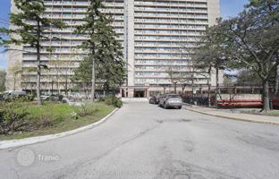6-bedroom apartment in North York for C$712,000