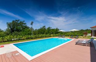 3-bedroom house 250 m² in Istria County for 880,000 €