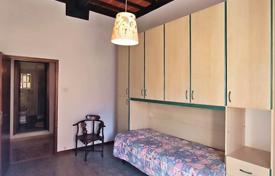 San Gimignano (Siena) — Tuscany — Apartment for sale for 680,000 €