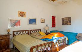 18-bedrooms terraced house in Miasino, Italy for 780,000 €