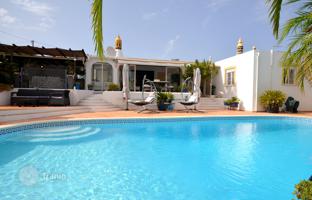 2-room villa 106 m² in Loule for 699,000 €