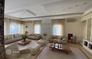 5-bedroom cottage 900 m² in Mouttagiaka for 4,200,000 €