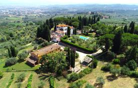 Prestigious 15th century villa on the hills of Florence, Tuscany, Italy for 4,900,000 €