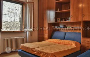 5-bedroom villa 350 m² in Montepulciano for 750,000 €