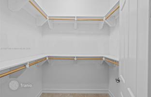 2-bedroom house 317 m² in Parkland for $849,000