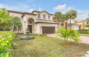 5-bedroom house 347 m² in West End for $849,000