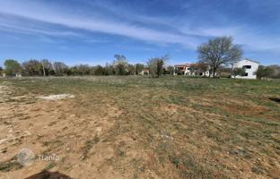 Land plot 1,552 m² in Istria County for 162,000 €