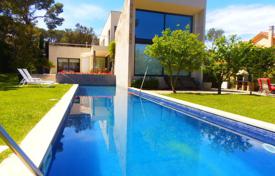Villa with a garden, a swimming pool and a garage, close to the beach, Playa de Aro, Girona, Spain for 6,600 € per week