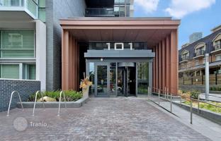 2-bedroom apartment in Erskine Avenue for C$845,000