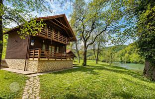 2-bedroom cottage 90 m² in Primorje-Gorski Kotar County for 230,000 €