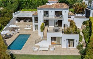 5-bedroom villa 415 m² in Nueva Andalucia for 3,800,000 €