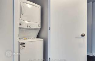 5-bedroom apartment in Yonge Street for C$1,192,000