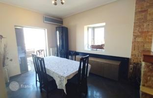 4-room townhouse 164 m² in Athenian Riviera for 540,000 €