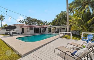 4-bedroom house 214 m² in Miami for $1,300,000