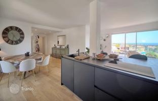 2-bedroom apartment in Le Cannet for 860,000 €