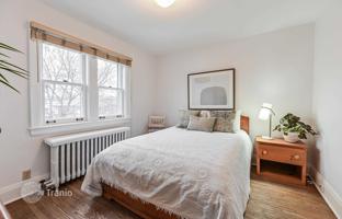 4-bedroom townhouse in East York for 900,000 €
