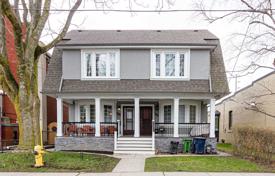 Terraced house – Etobicoke, Toronto, Ontario,  Canada for C$1,113,000