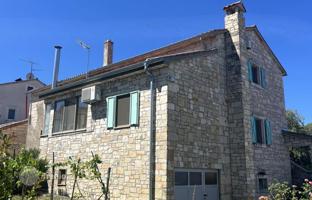 3-bedroom house 148 m² in Višnjan for 280,000 €