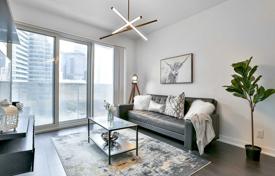 Apartment – Harbour Street, Old Toronto, Toronto,  Ontario,   Canada for C$1,013,000