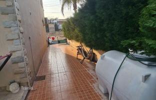 3-bedroom cottage 168 m² in Mouttagiaka for 745,000 €