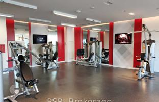 5-bedroom apartment in Richmond Street West for C$905,000