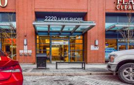 Apartment – Lake Shore Boulevard West, Etobicoke, Toronto,  Ontario,   Canada for C$1,116,000