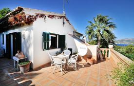 Mediterranean style villa with a private garden, a pool, a parking and sea views, Santa Ponsa, Spain for 2,340,000 € Mediterranean style villa with a private garden, a pool, a parking and sea views, Santa Ponsa, Spain for 2,340,000 €