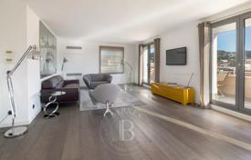 4-bedrooms apartment in Cannes, France for 17,000 € per week
