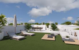Semi-detached villas on one level with solarium and private pool in Roldán for 228,000 €