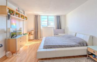 2-bedroom apartments in condo 143 m² in Collins Avenue for $539,000