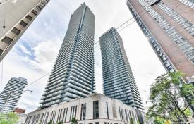 Apartment – Bay Street, Old Toronto, Toronto,  Ontario,   Canada for C$960,000