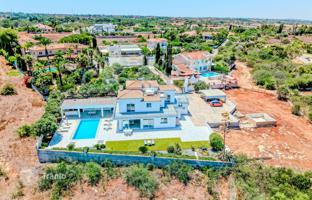 4-bedroom villa 300 m² in Protaras for 1,750,000 €