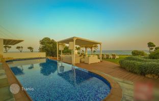 5-bedroom villa 250 m² in Famagusta for 3,350,000 €