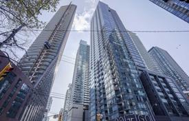 Apartment – Adelaide Street West, Old Toronto, Toronto,  Ontario,   Canada for C$739,000