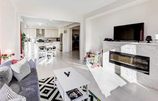 6-bedroom townhouse in Etobicoke for C$2,396,000