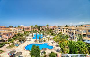 3-bedroom penthouse in Paphos for 570,000 €