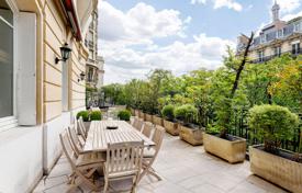 Apartments for sale in Paris. Paris 16th District – A sublime 272 m² apartment with 100 m² terraces Apartments for sale in Paris. Paris 16th District – A sublime 272 m² apartment with 100 m² terraces
