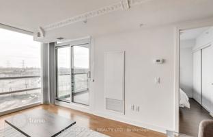 4-bedroom apartment in Yonge Street for C$672,000