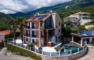 6-bedroom villa 487 m² in Budva city for 2,800,000 €