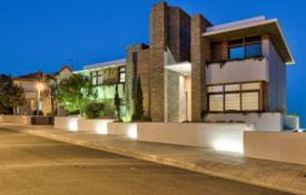 Villa in Limassol with 6 bedrooms, Agios Athanasios for 4,850,000 €