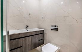 Luxurious T4 Duplex Apartment for 365,000 €