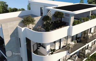 2-bedroom penthouse in Larnaca for 245,000 €