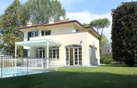Elegant new villa with a garden and a swimming pool at 800 meters from the sea, Vittoria Apuana, Forte dei Marmi, Italy. Price on request