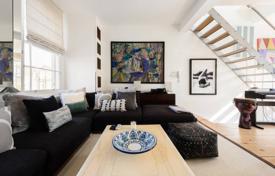 Bright Loft House with Terrace in Notting Hill for 5,100 € per week