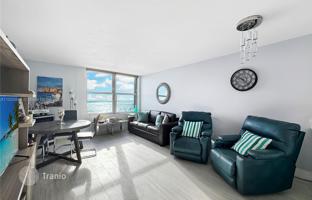 1-bedroom apartments in condo 67 m² in Collins Avenue for $510,000