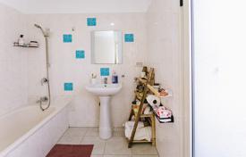 2-bedrooms villa 50 m² in Tel Aviv, Israel for $1,008,000