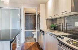 Apartment – Bathurst Street, Toronto, Ontario,  Canada for C$782,000