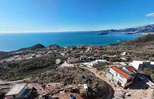Land plot 1,388 m² in Blizikuće for 320,000 €