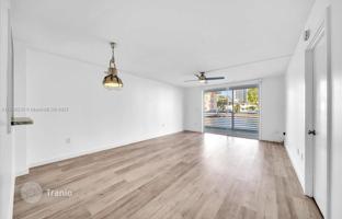 1-bedroom apartments in condo 75 m² in North Miami Beach for $270,000