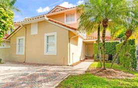 Townhome – Doral, Florida, USA for $1,300,000